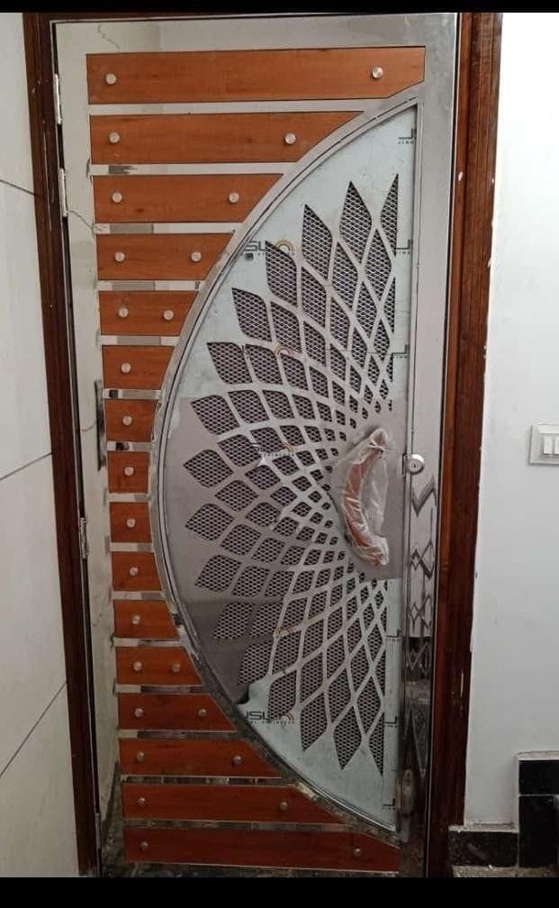 Designer SS Gate Mumbai
